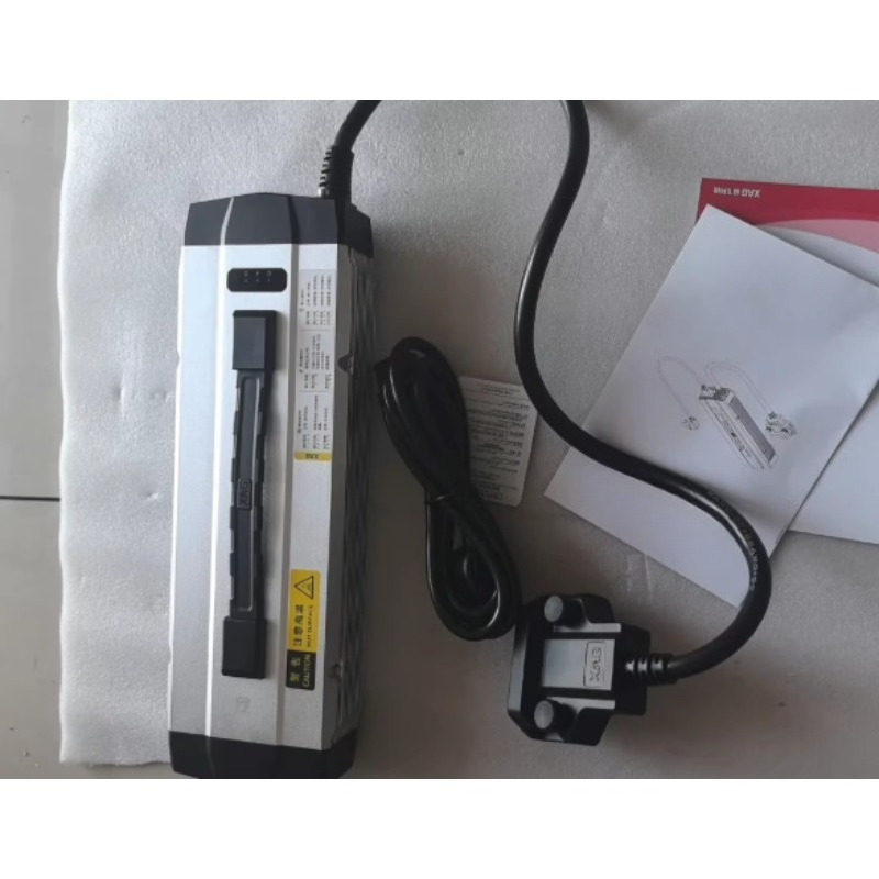 CM13600 Charger for 21-25years - đánh giá và giá Drone Charger